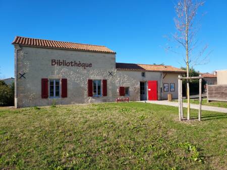 bibli facade 2